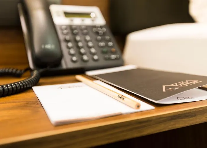 Azra אכסניה טראבזון